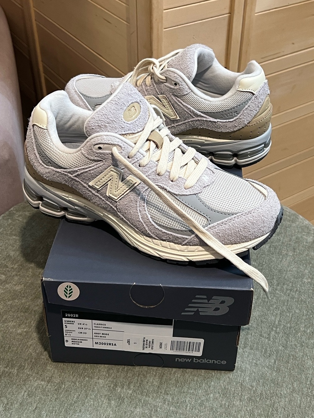 New Balance Women’s 2002R Shoes